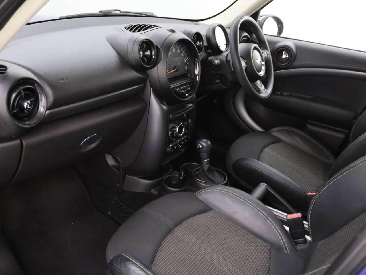 2016 MINI COUNTRYMAN 2016 MINI COUNTRYMAN
