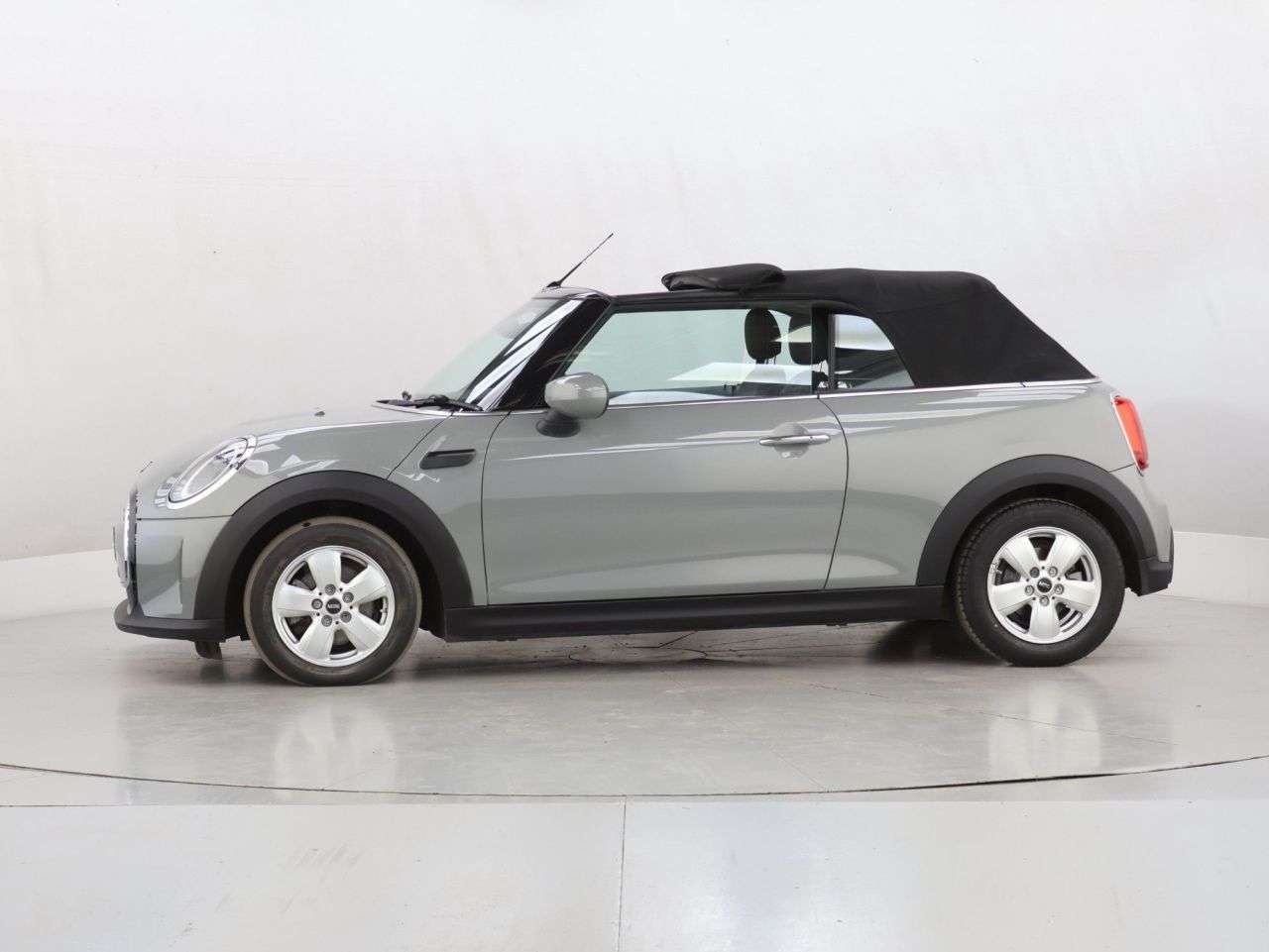 2021 MINI CONVERTIBLE 2021 MINI CONVERTIBLE