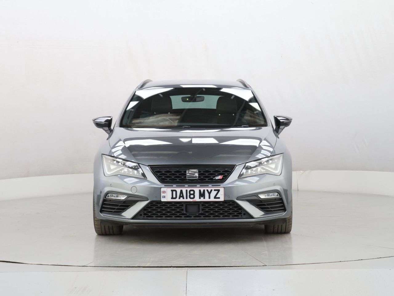 A 2018 SEAT LEON 2.0 TSI Cupra 300 ST 5dr Petrol Manual Euro 6 (s/s) (300 ps) A 2018 SEAT LEON 2.0 TSI Cupra 300 ST 5dr Petrol Manual Euro 6 (s/s) (300 ps)