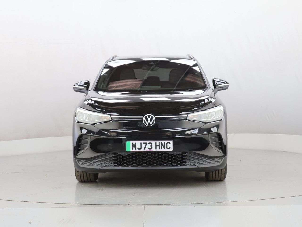A 2023 VOLKSWAGEN ID4 Pro Performance 77kWh Life SUV 5dr Electric Auto (204 ps) A 2023 VOLKSWAGEN ID4 Pro Performance 77kWh Life SUV 5dr Electric Auto (204 ps)