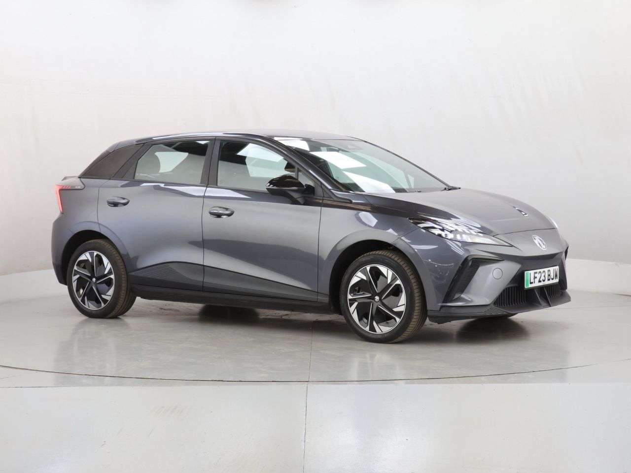 A 2023 MG MG 4 64kWh SE Long Range Hatchback 5dr Electric Auto (203 ps) A 2023 MG MG 4 64kWh SE Long Range Hatchback 5dr Electric Auto (203 ps)
