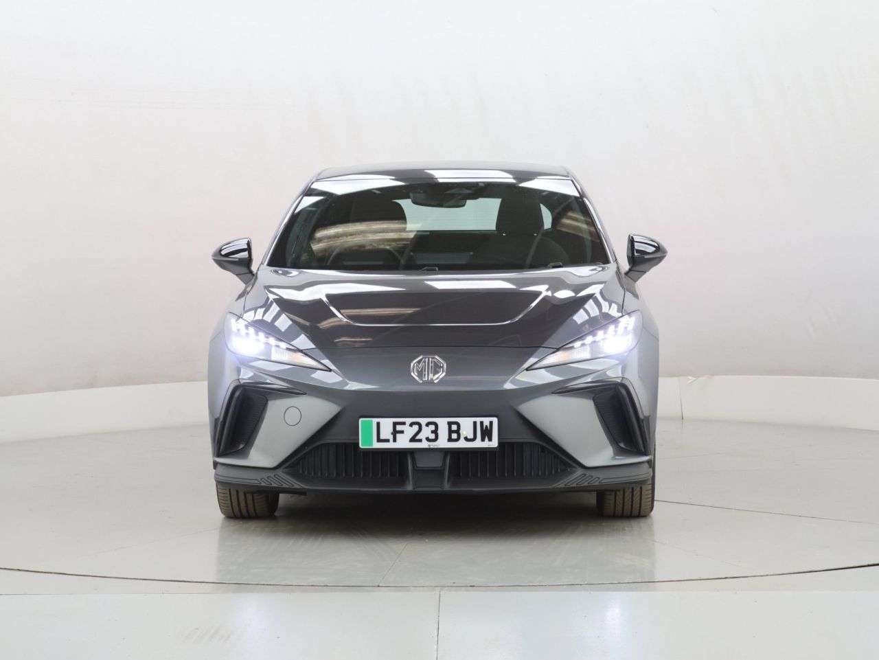 A 2023 MG MG 4 64kWh SE Long Range Hatchback 5dr Electric Auto (203 ps) A 2023 MG MG 4 64kWh SE Long Range Hatchback 5dr Electric Auto (203 ps)
