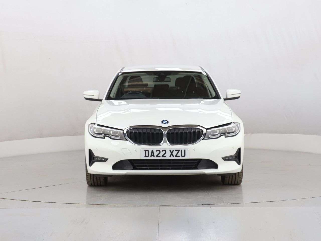 A 2022 BMW 3 SERIES 2.0 330e 12kWh SE Pro Saloon 4dr Petrol Plug-in Hybrid Auto Euro 6 (s/s) (2 A 2022 BMW 3 SERIES 2.0 330e 12kWh SE Pro Saloon 4dr Petrol Plug-in Hybrid Auto Euro 6 (s/s) (2