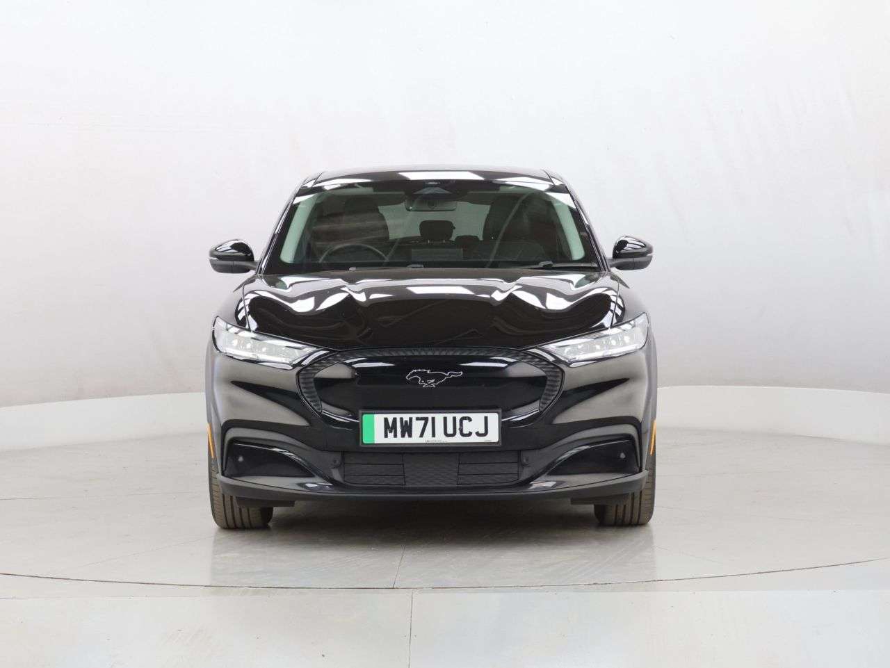 A 2022 FORD MUSTANG MACH-E Standard Range 70kWh SUV 5dr Electric Automatic (269 ps) A 2022 FORD MUSTANG MACH-E Standard Range 70kWh SUV 5dr Electric Automatic (269 ps)