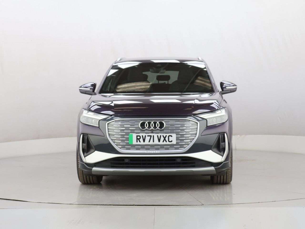 A 2021 AUDI Q4 E-TRON 35 S line SUV 5dr Electric Auto 55kWh (170 ps) A 2021 AUDI Q4 E-TRON 35 S line SUV 5dr Electric Auto 55kWh (170 ps)