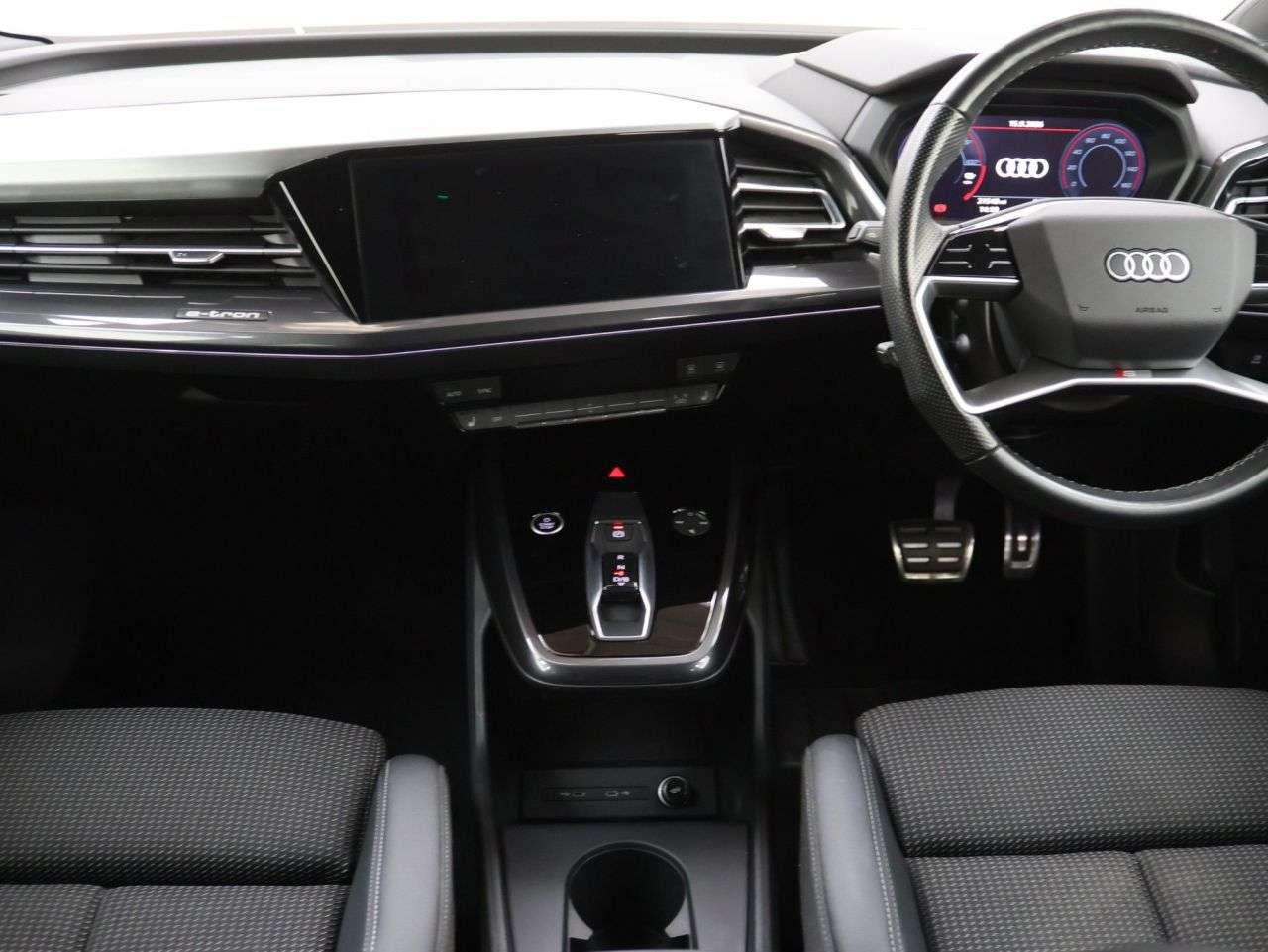 2021 AUDI Q4 E-TRON 2021 AUDI Q4 E-TRON