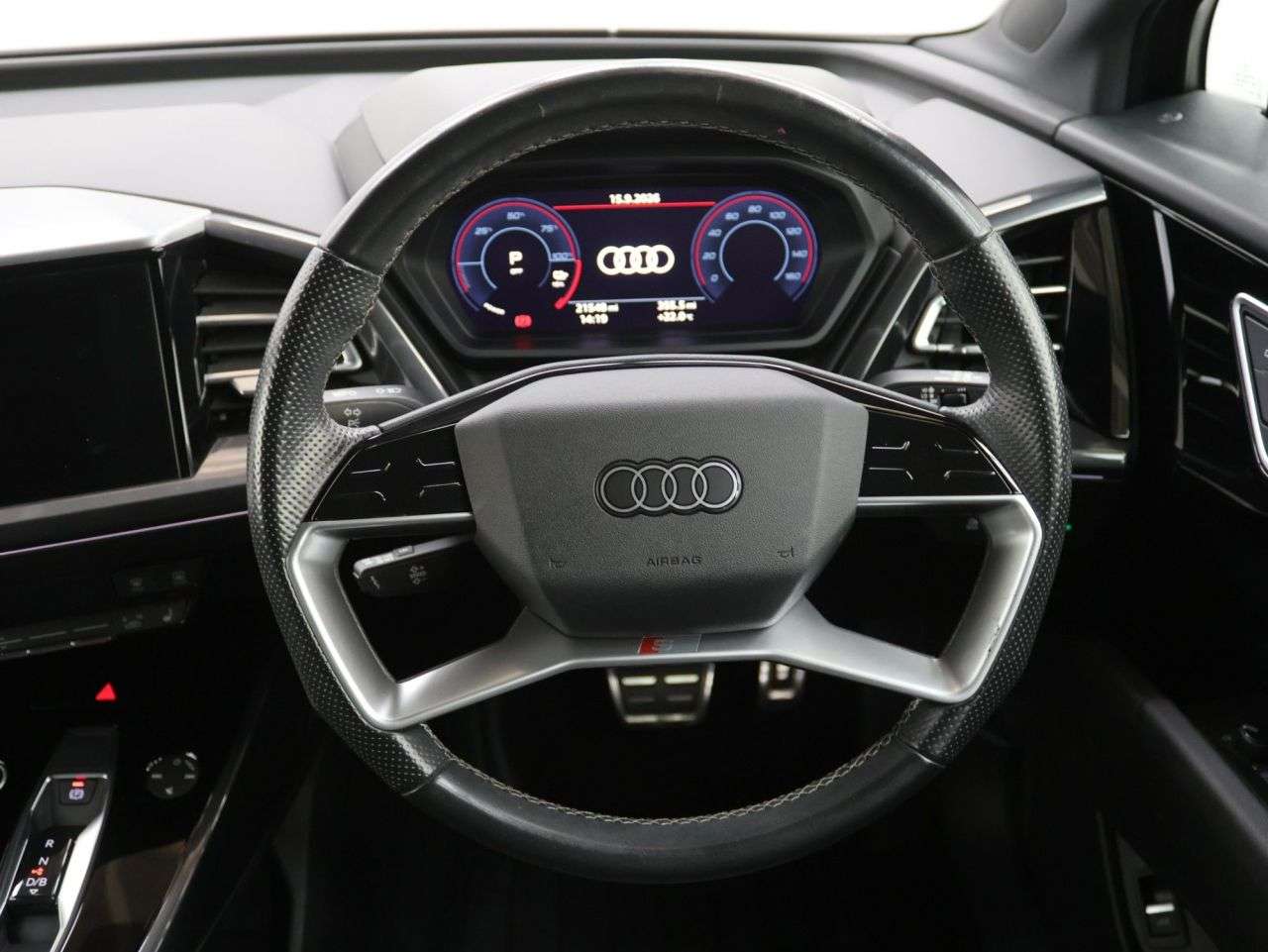 2021 AUDI Q4 E-TRON 2021 AUDI Q4 E-TRON