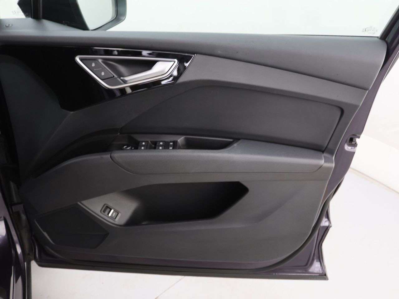 2021 AUDI Q4 E-TRON 2021 AUDI Q4 E-TRON