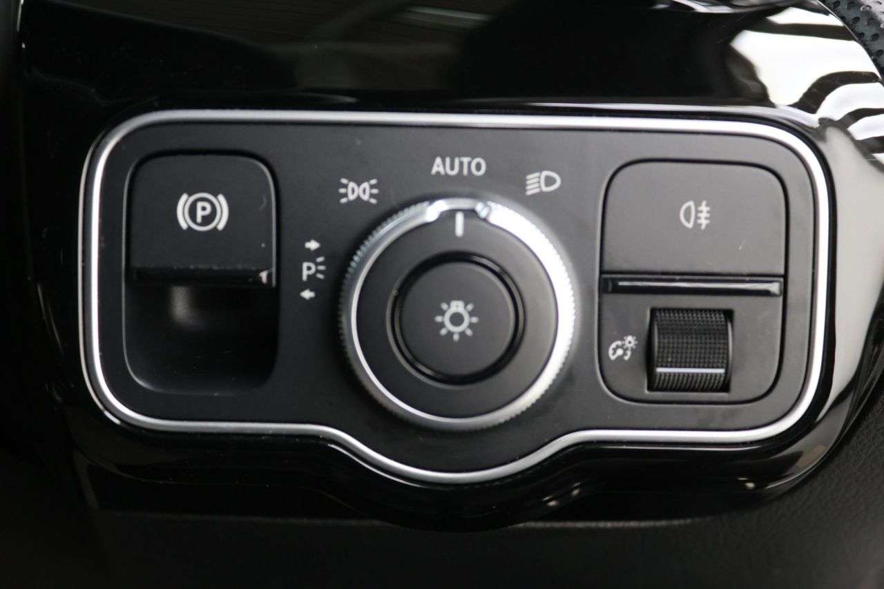 2024 MERCEDES-BENZ A CLASS 2024 MERCEDES-BENZ A CLASS