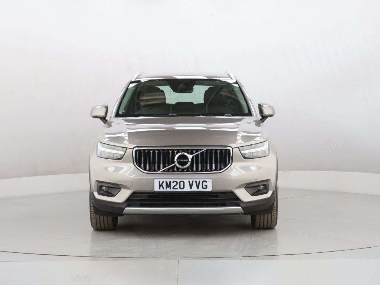 A 2020 VOLVO XC40 2.0 D3 Inscription SUV 5dr Diesel Auto Euro 6 (s/s) (150 ps) A 2020 VOLVO XC40 2.0 D3 Inscription SUV 5dr Diesel Auto Euro 6 (s/s) (150 ps)