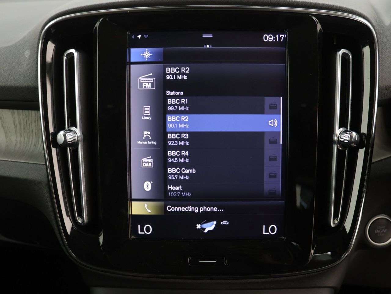 2020 VOLVO XC40 2020 VOLVO XC40