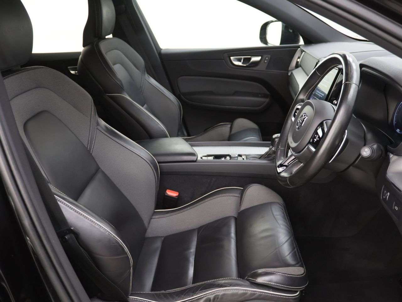 2020 VOLVO XC60 2020 VOLVO XC60
