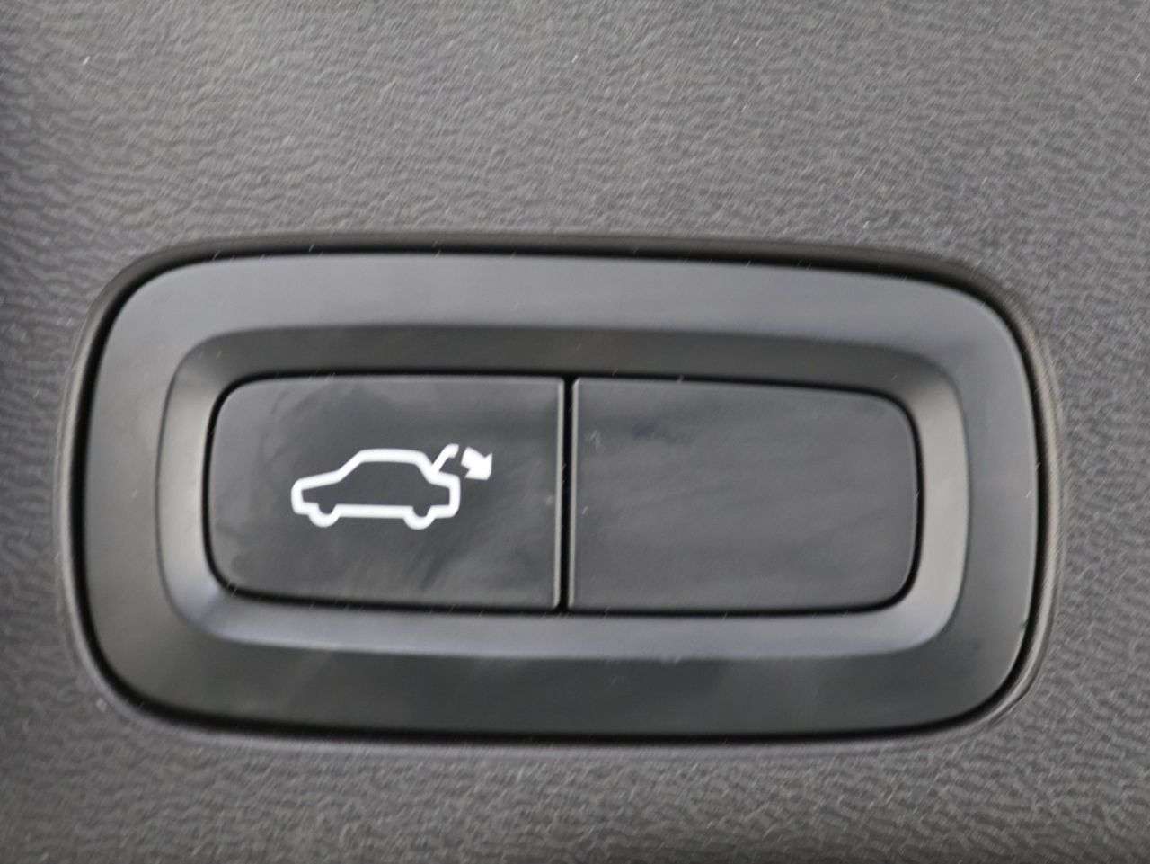2020 VOLVO XC60 2020 VOLVO XC60