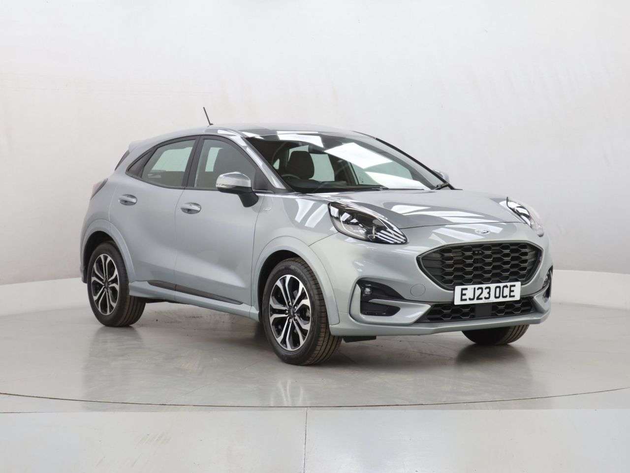 A 2023 FORD PUMA 1.0T EcoBoost MHEV ST-Line SUV 5dr Petrol Hybrid DCT Euro 6 (s/s) (125 ps) A 2023 FORD PUMA 1.0T EcoBoost MHEV ST-Line SUV 5dr Petrol Hybrid DCT Euro 6 (s/s) (125 ps)
