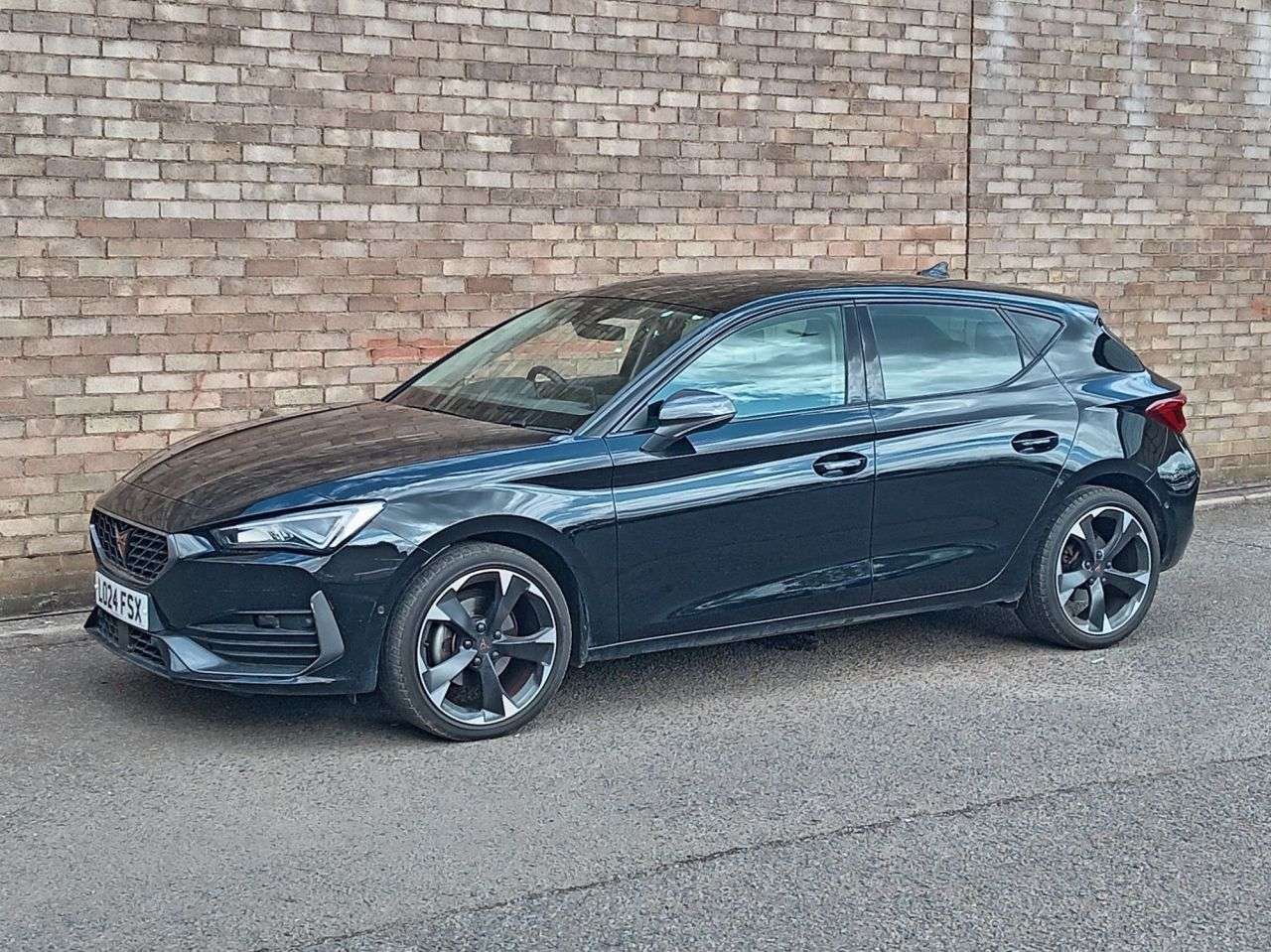 A 2024 CUPRA LEON 1.5 TSI V1 Hatchback 5dr Petrol Manual Euro 6 (s/s) (150 ps) A 2024 CUPRA LEON 1.5 TSI V1 Hatchback 5dr Petrol Manual Euro 6 (s/s) (150 ps)
