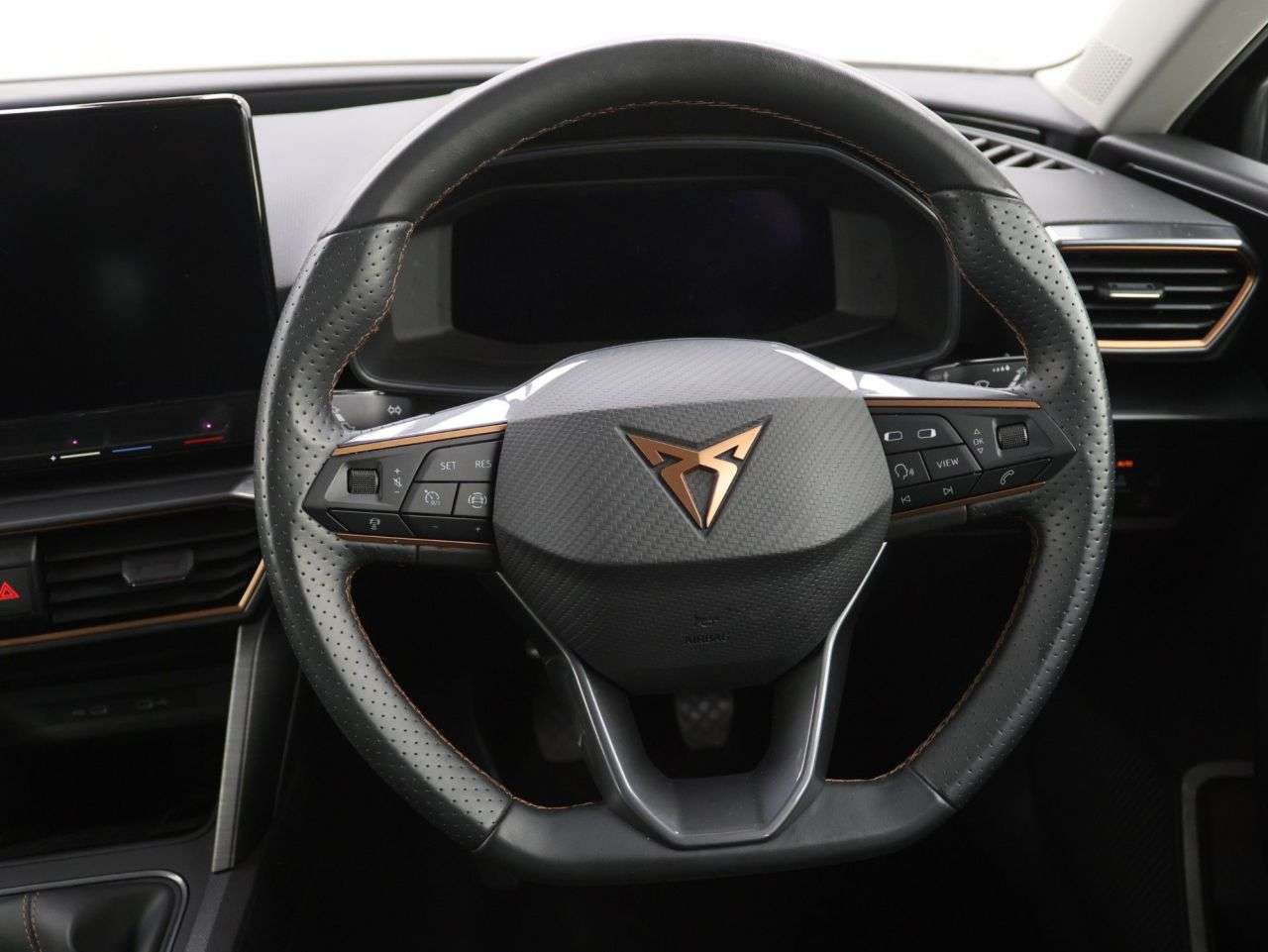 2024 CUPRA LEON 2024 CUPRA LEON
