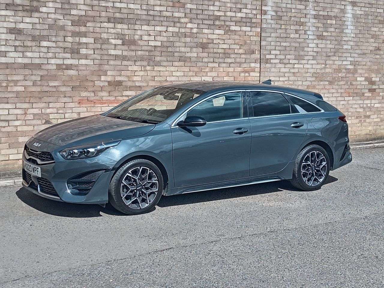 A 2023 KIA PROCEED 1.5 T-GDi GT-Line Shooting Brake 5dr Petrol Manual Euro 6 (s/s) (158 bhp) A 2023 KIA PROCEED 1.5 T-GDi GT-Line Shooting Brake 5dr Petrol Manual Euro 6 (s/s) (158 bhp)