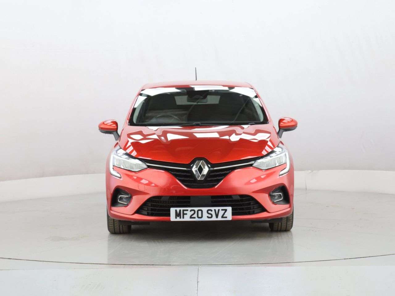 A 2020 RENAULT CLIO 1.0 TCe Iconic Hatchback 5dr Petrol Manual Euro 6 (s/s) (100 ps) A 2020 RENAULT CLIO 1.0 TCe Iconic Hatchback 5dr Petrol Manual Euro 6 (s/s) (100 ps)