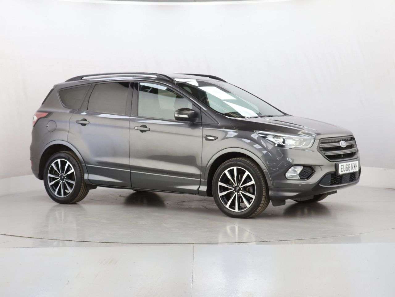 A 2019 FORD KUGA 2.0 TDCi ST-Line SUV 5dr Diesel Powershift Euro 6 (120 ps) A 2019 FORD KUGA 2.0 TDCi ST-Line SUV 5dr Diesel Powershift Euro 6 (120 ps)