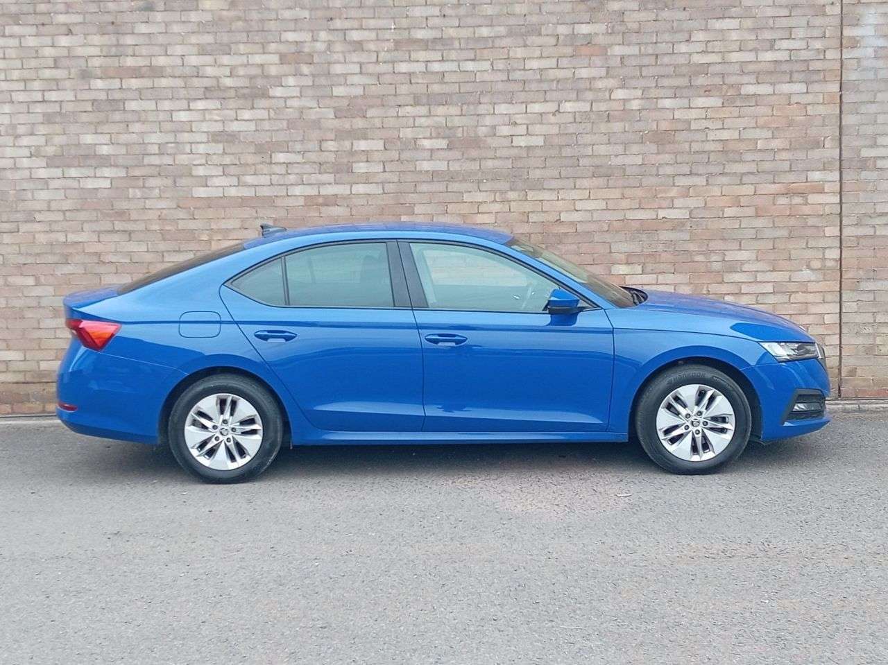 A 2022 SKODA OCTAVIA 1.5 TSI ACT SE Technology Hatchback 5dr Petrol Manual Euro 6 (s/s) (150 ps) A 2022 SKODA OCTAVIA 1.5 TSI ACT SE Technology Hatchback 5dr Petrol Manual Euro 6 (s/s) (150 ps)