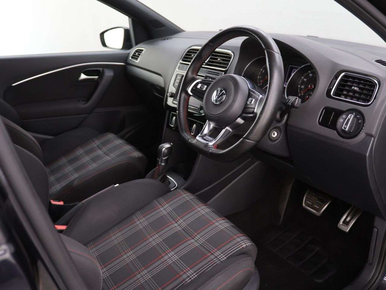 2017 VOLKSWAGEN POLO 2017 VOLKSWAGEN POLO