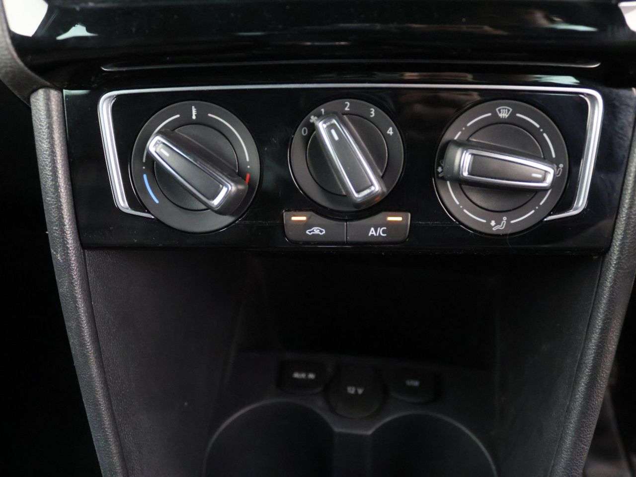 2017 VOLKSWAGEN POLO 2017 VOLKSWAGEN POLO