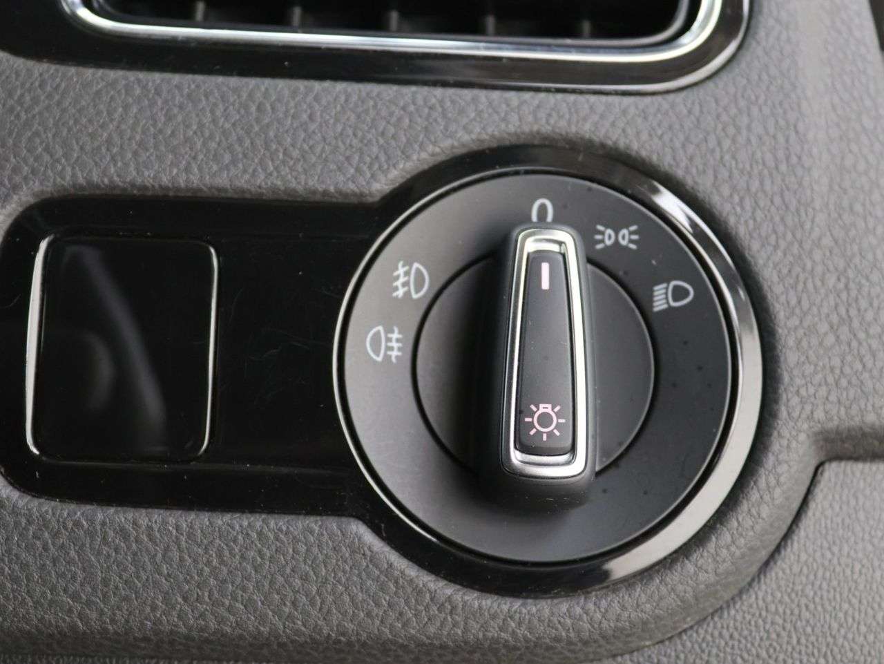 2017 VOLKSWAGEN POLO 2017 VOLKSWAGEN POLO
