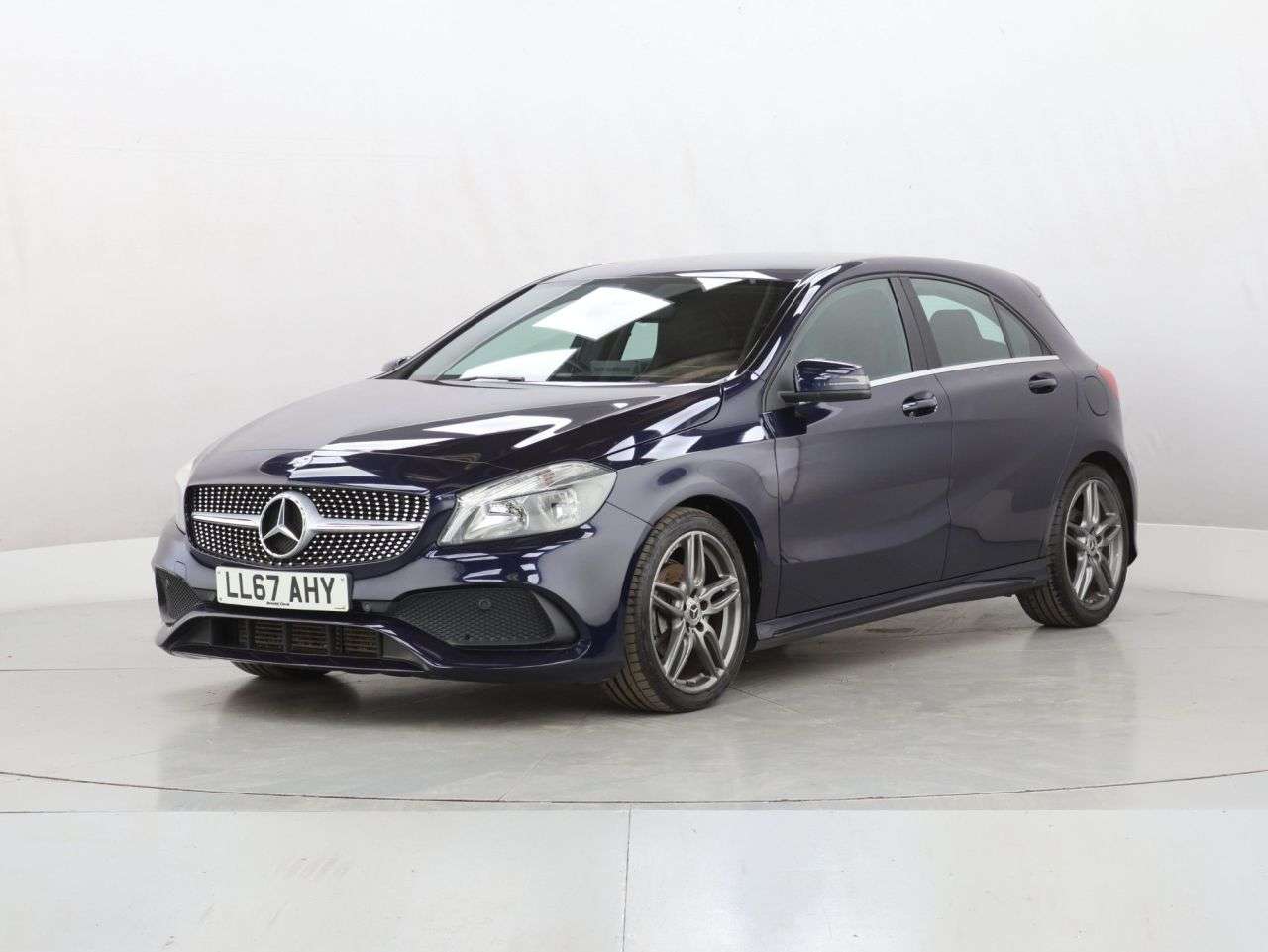2017 MERCEDES-BENZ A CLASS 2017 MERCEDES-BENZ A CLASS