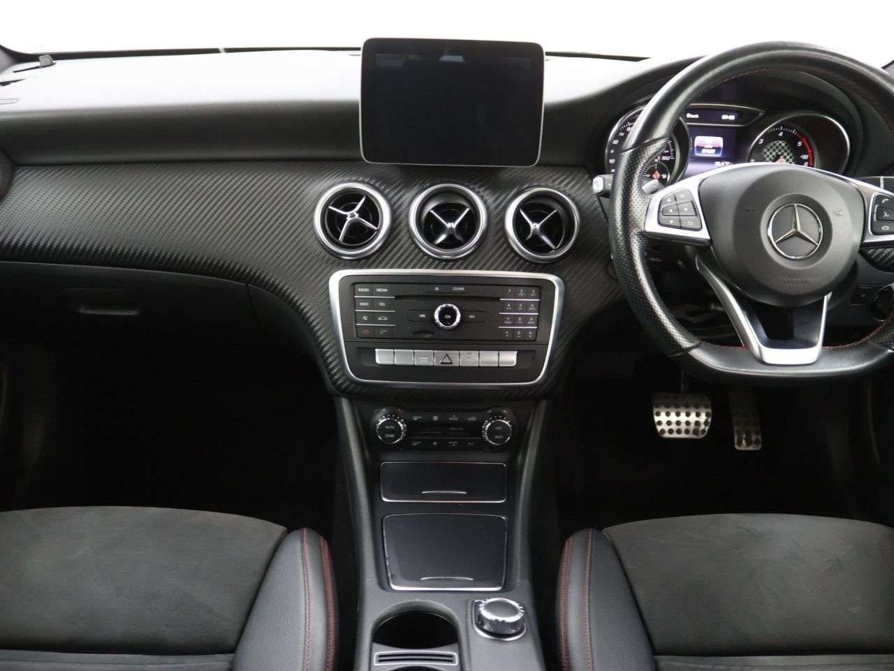 2017 MERCEDES-BENZ A CLASS 2017 MERCEDES-BENZ A CLASS