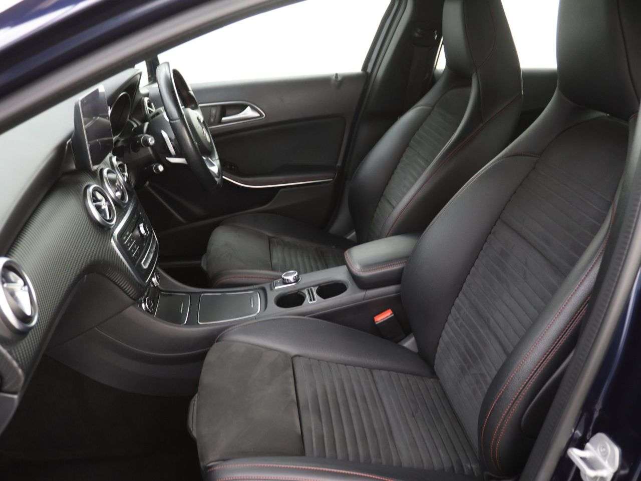 2017 MERCEDES-BENZ A CLASS 2017 MERCEDES-BENZ A CLASS