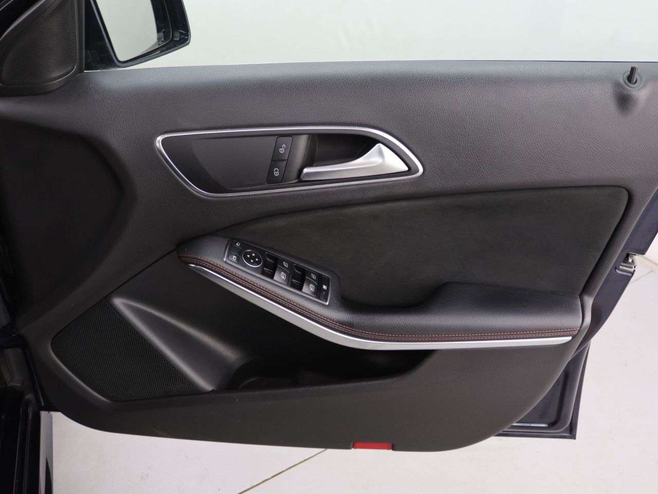 2017 MERCEDES-BENZ A CLASS 2017 MERCEDES-BENZ A CLASS
