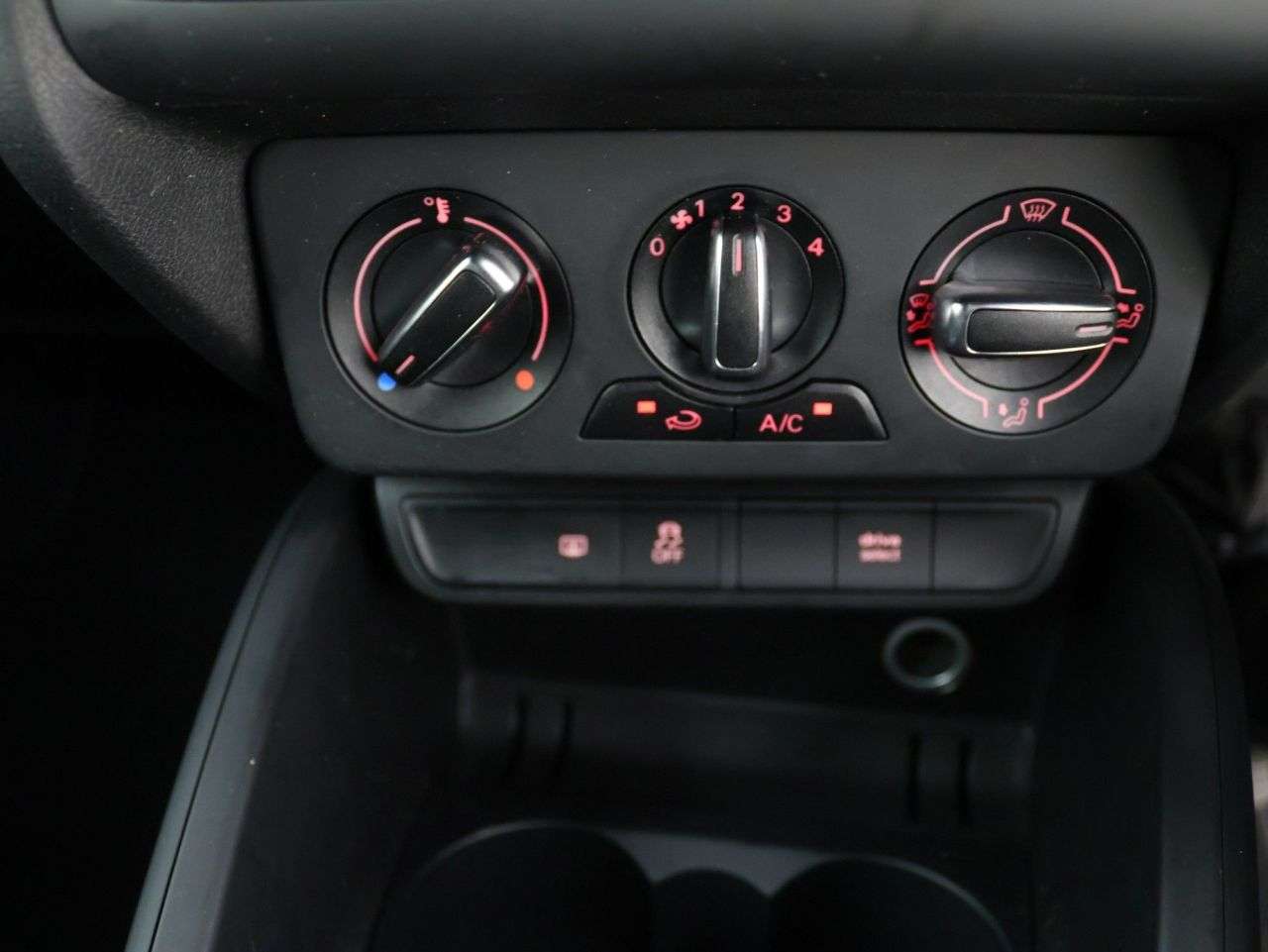 2018 AUDI A1 2018 AUDI A1