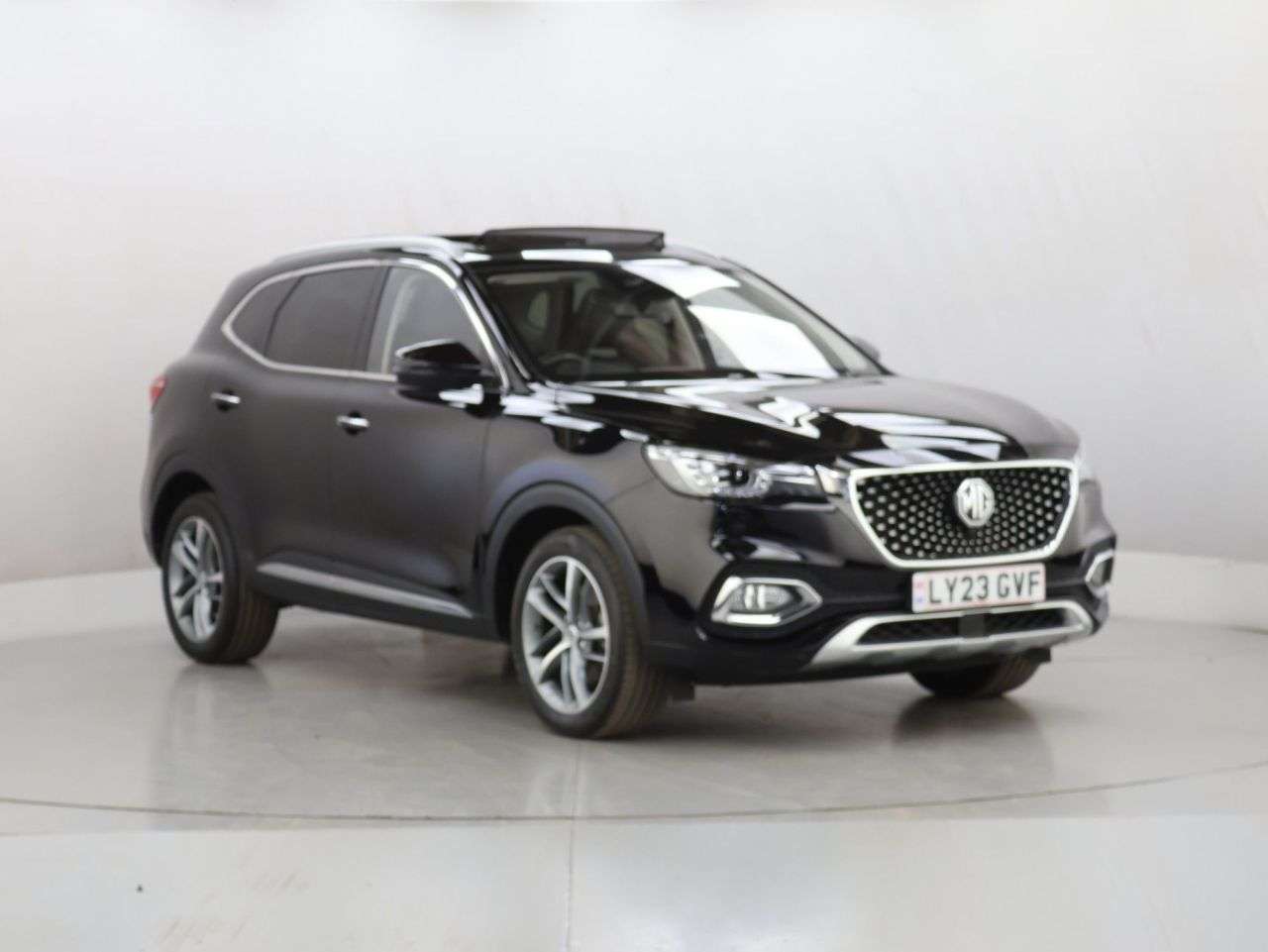 A 2023 MG MG HS 1.5 T-GDI Exclusive SUV 5dr Petrol DCT Euro 6 (s/s) (162 ps) A 2023 MG MG HS 1.5 T-GDI Exclusive SUV 5dr Petrol DCT Euro 6 (s/s) (162 ps)