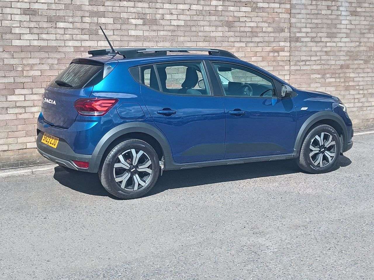 A 2023 DACIA SANDERO STEPWAY 1.0 TCe Journey Hatchback 5dr Petrol CVT Euro 6 (s/s) (90 ps) A 2023 DACIA SANDERO STEPWAY 1.0 TCe Journey Hatchback 5dr Petrol CVT Euro 6 (s/s) (90 ps)