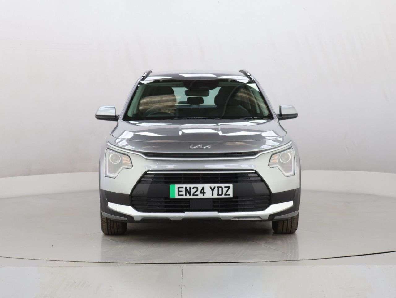 A 2024 KIA NIRO 1.6h GDi 2 SUV 5dr Petrol Hybrid DCT Euro 6 (s/s) (127 bhp) A 2024 KIA NIRO 1.6h GDi 2 SUV 5dr Petrol Hybrid DCT Euro 6 (s/s) (127 bhp)