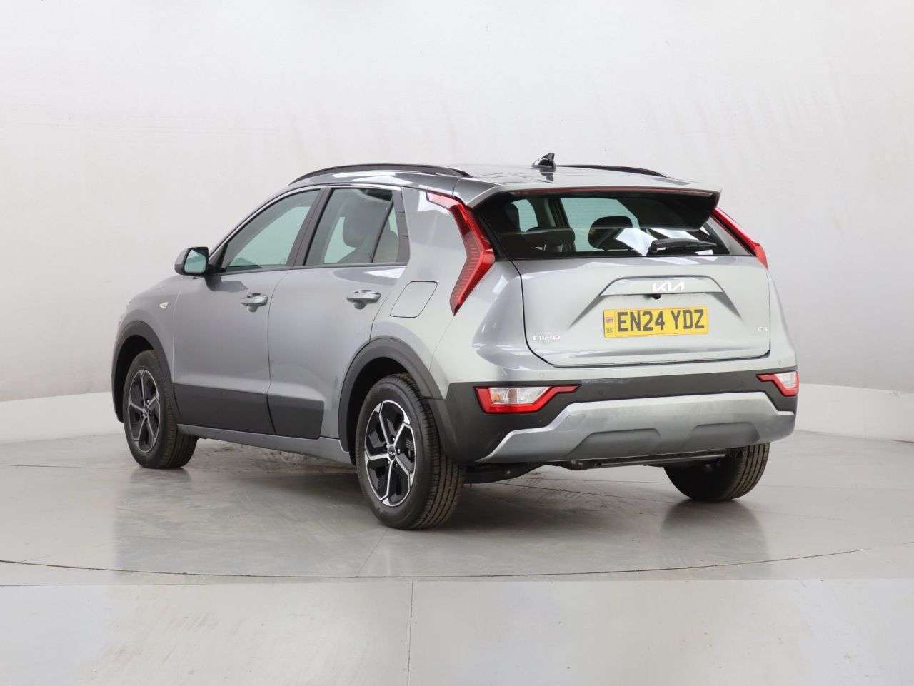 2024 KIA NIRO 2024 KIA NIRO