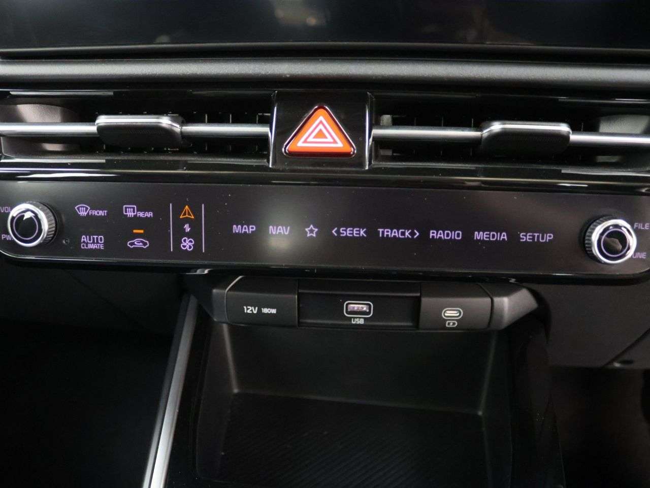 2024 KIA NIRO 2024 KIA NIRO