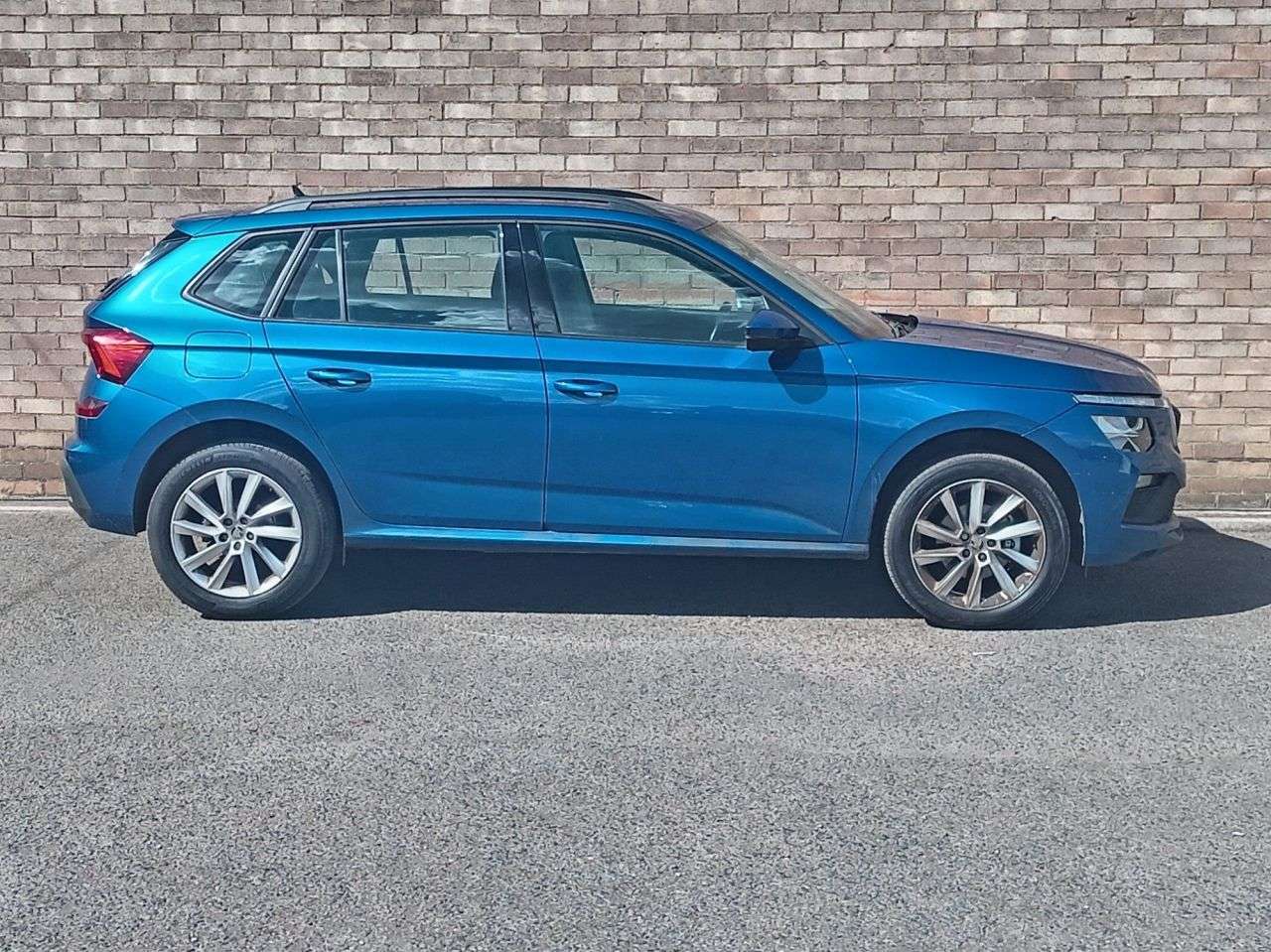 A 2024 SKODA KAMIQ 1.0 TSI SE SUV 5dr Petrol Manual Euro 6 (s/s) (95 ps) A 2024 SKODA KAMIQ 1.0 TSI SE SUV 5dr Petrol Manual Euro 6 (s/s) (95 ps)