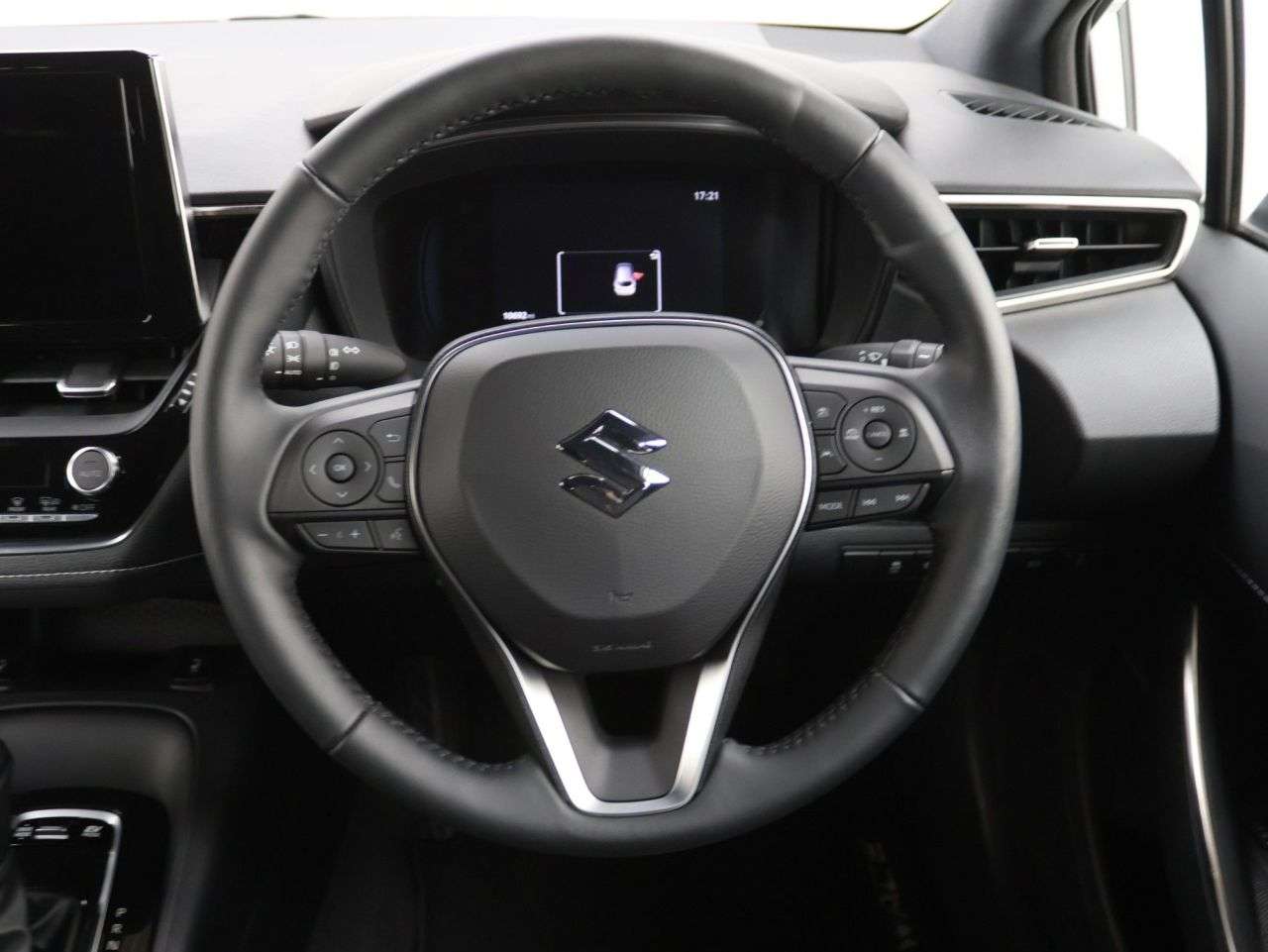 2023 SUZUKI SWACE 2023 SUZUKI SWACE