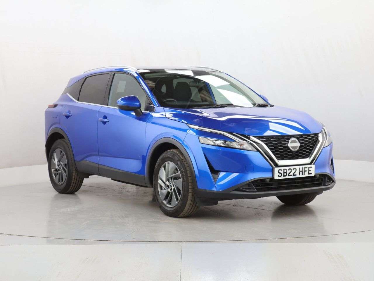 A 2022 NISSAN QASHQAI 1.3 DIG-T MHEV Acenta Premium SUV 5dr Petrol Hybrid Manual Euro 6 (s/s) (14 A 2022 NISSAN QASHQAI 1.3 DIG-T MHEV Acenta Premium SUV 5dr Petrol Hybrid Manual Euro 6 (s/s) (14