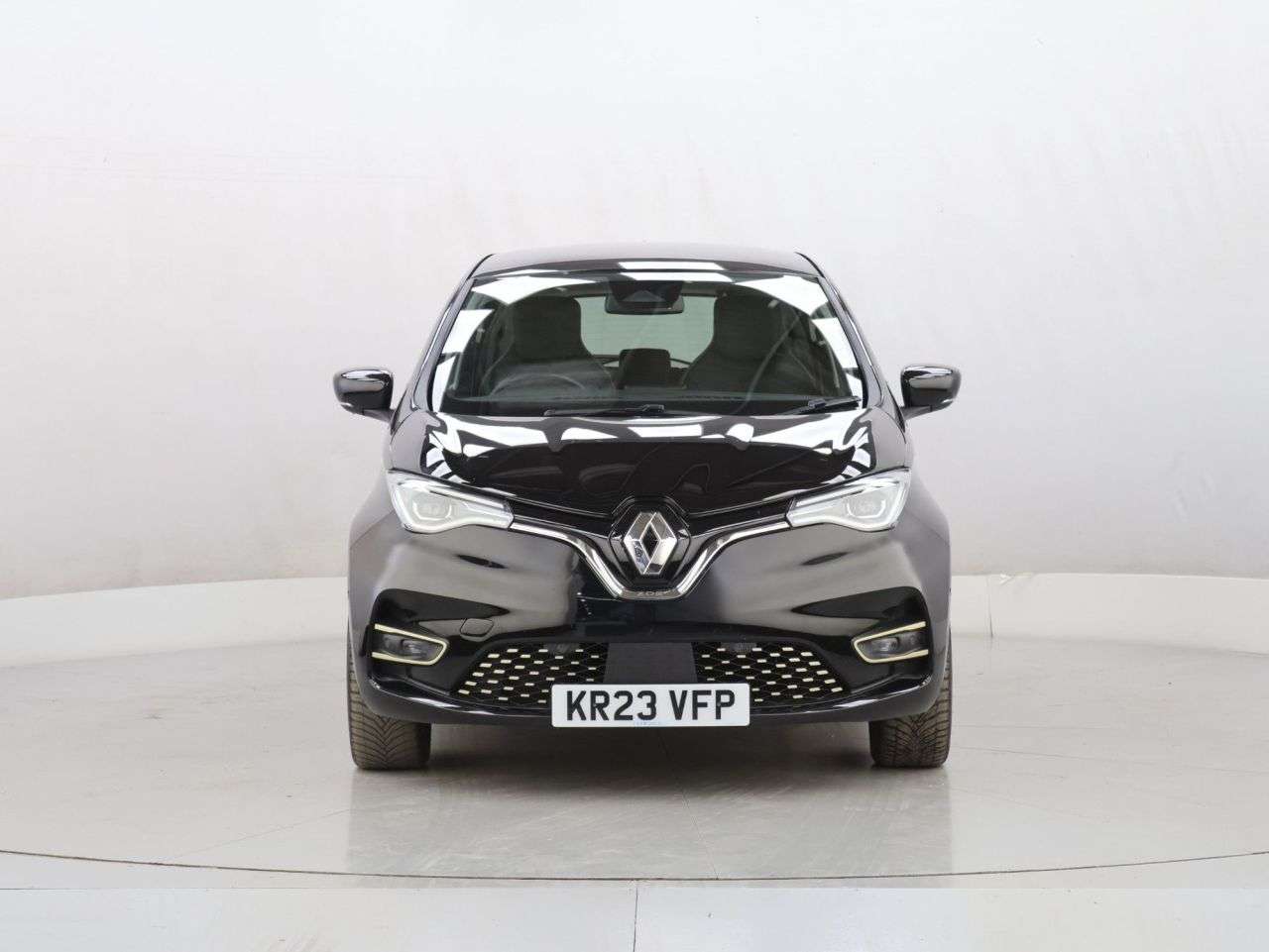 A 2023 RENAULT ZOE R135 EV50 52kWh Techno Hatchback 5dr Electric Auto (Boost Charge) (134 bhp) A 2023 RENAULT ZOE R135 EV50 52kWh Techno Hatchback 5dr Electric Auto (Boost Charge) (134 bhp)
