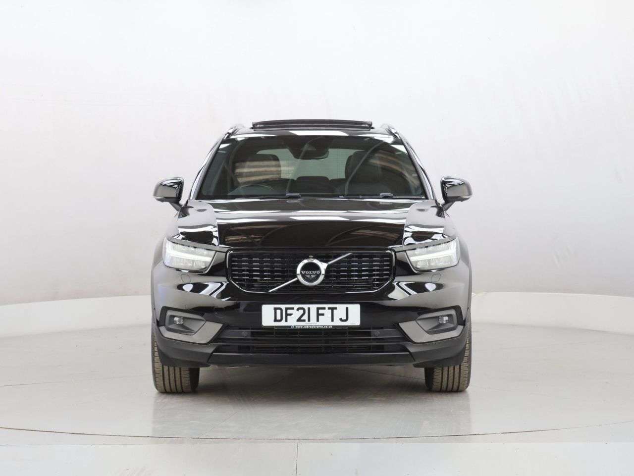 2021 VOLVO XC40 2021 VOLVO XC40