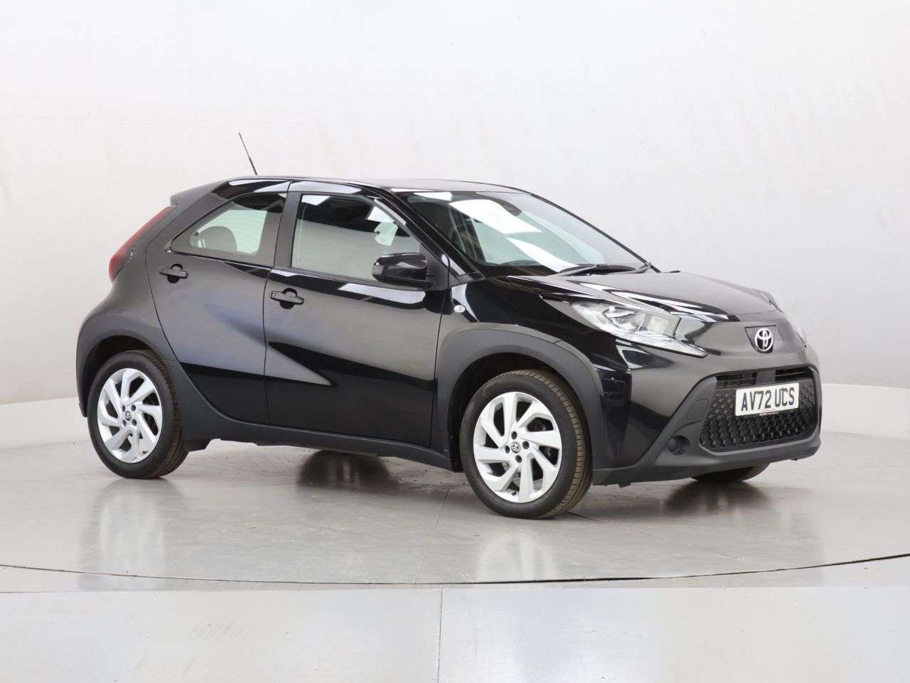 A 2022 TOYOTA AYGO X 1.0 VVT-i Pure Hatchback 5dr Petrol x-shift Euro 6 (s/s) (72 ps) A 2022 TOYOTA AYGO X 1.0 VVT-i Pure Hatchback 5dr Petrol x-shift Euro 6 (s/s) (72 ps)
