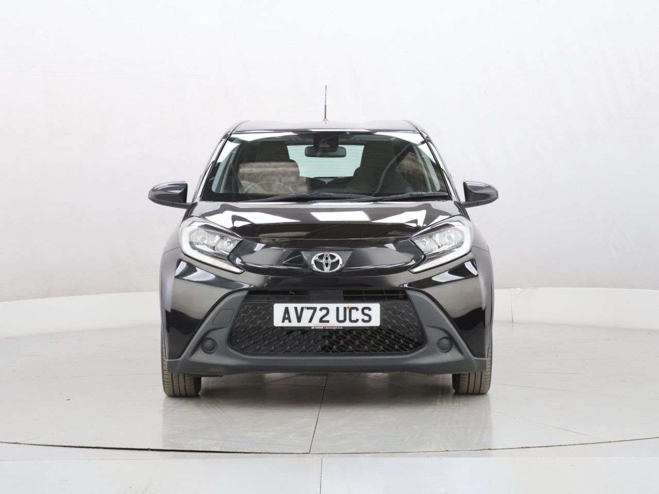 A 2022 TOYOTA AYGO X 1.0 VVT-i Pure Hatchback 5dr Petrol x-shift Euro 6 (s/s) (72 ps) A 2022 TOYOTA AYGO X 1.0 VVT-i Pure Hatchback 5dr Petrol x-shift Euro 6 (s/s) (72 ps)