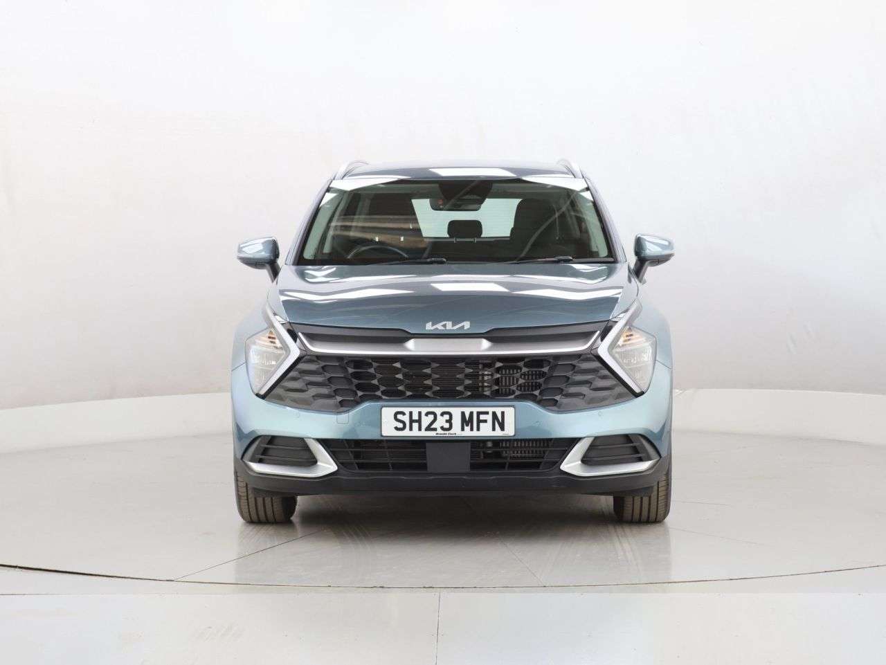 A 2023 KIA SPORTAGE 1.6 T-GDi 2 SUV 5dr Petrol Manual Euro 6 (s/s) (148 bhp) A 2023 KIA SPORTAGE 1.6 T-GDi 2 SUV 5dr Petrol Manual Euro 6 (s/s) (148 bhp)