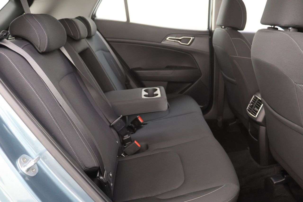 2023 KIA SPORTAGE 2023 KIA SPORTAGE