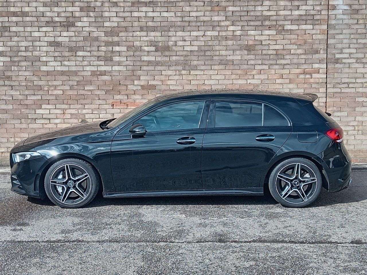 A 2019 MERCEDES-BENZ A CLASS 2.0 A35 AMG (Premium) Hatchback 5dr Petrol SpdS DCT 4MATIC Euro 6 (s/s) (30 A 2019 MERCEDES-BENZ A CLASS 2.0 A35 AMG (Premium) Hatchback 5dr Petrol SpdS DCT 4MATIC Euro 6 (s/s) (30