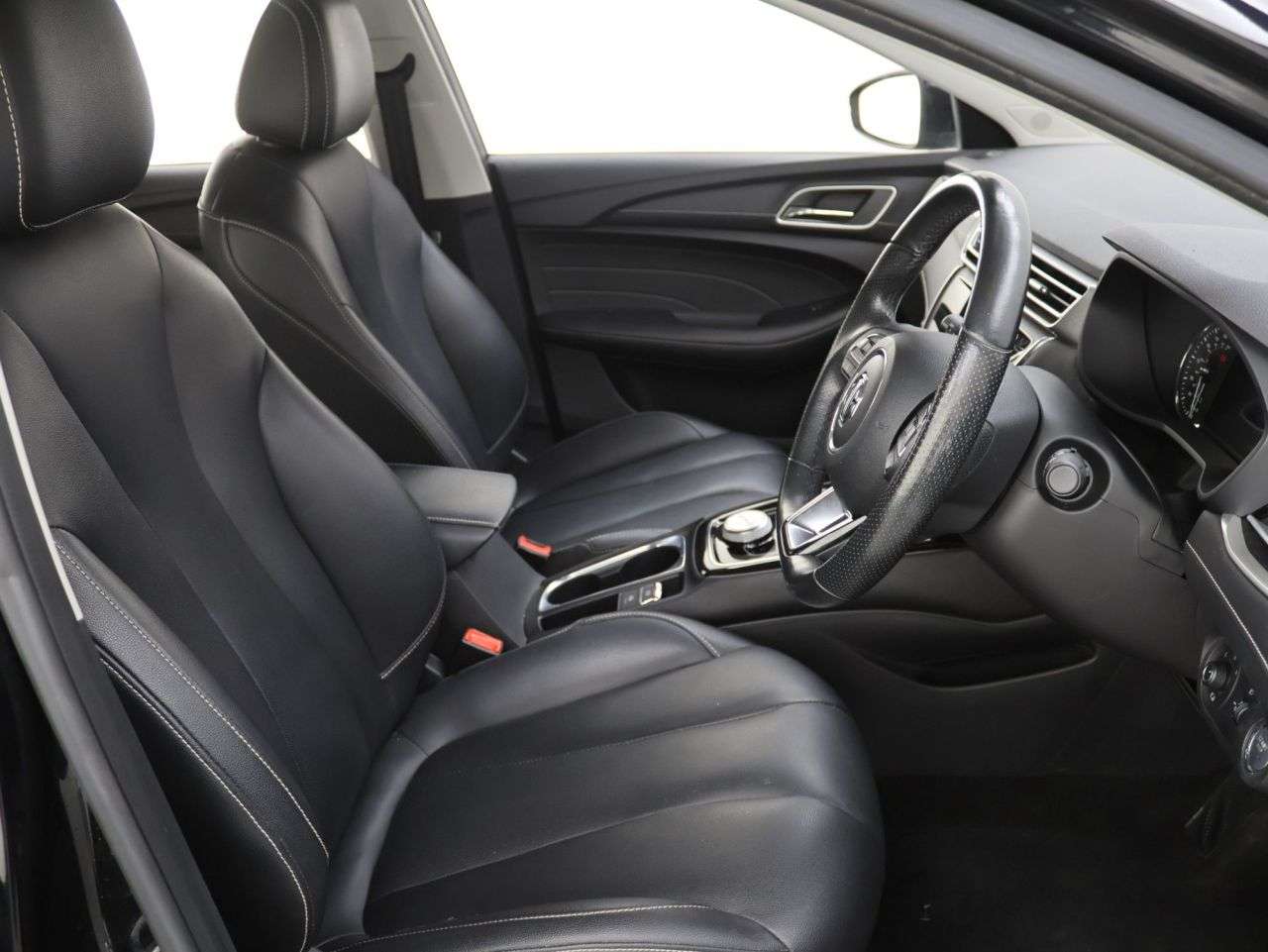 2022 MG MG 5 2022 MG MG 5