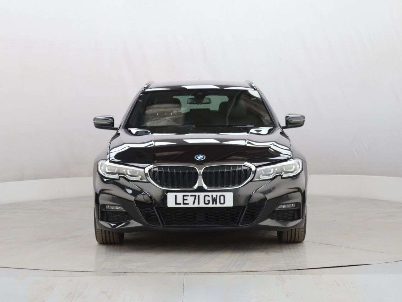 A 2022 BMW 3 SERIES 2.0 330e 12kWh M Sport Touring 5dr Petrol Plug-in Hybrid Auto Euro 6 (s/s) A 2022 BMW 3 SERIES 2.0 330e 12kWh M Sport Touring 5dr Petrol Plug-in Hybrid Auto Euro 6 (s/s)