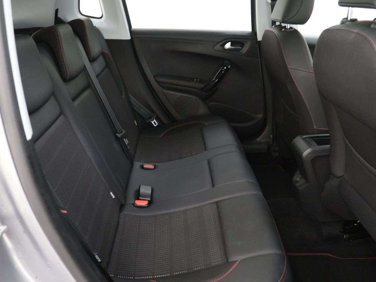 2019 PEUGEOT 2008 2019 PEUGEOT 2008